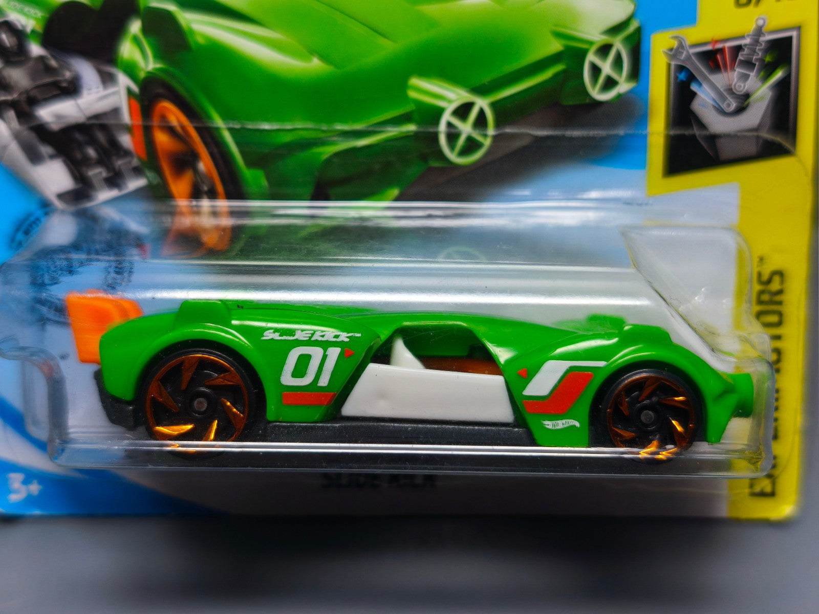 Hot Wheels Slide Kick  2019-144 (NP18)