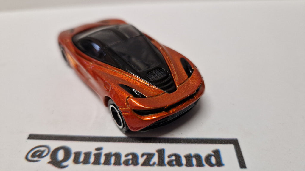 Tomica 2018 regular Mclaren 720S 1/62 (CP06)