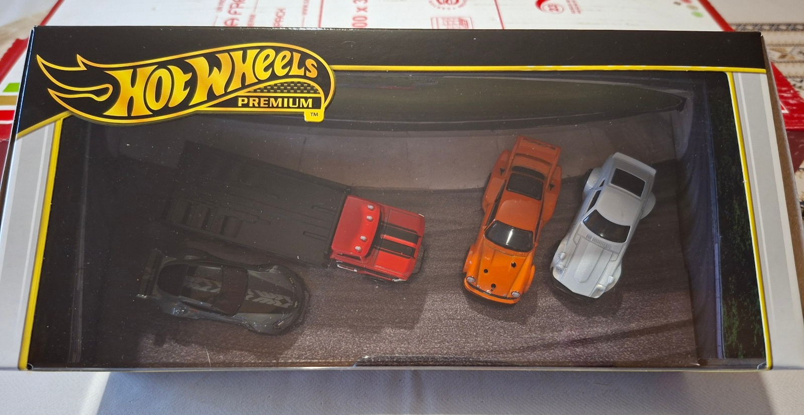 Hot Wheels Premium Set Toyota Datsun Porsche (cart)