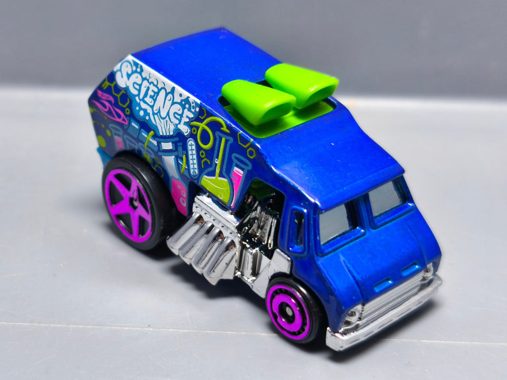Hot Wheels  Cool one  2024 multipack    (A02)