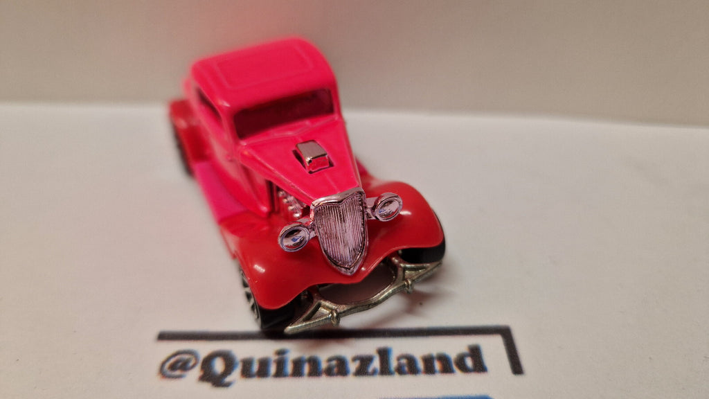 Hot Wheels 3 window 34 1996-451  (A28)