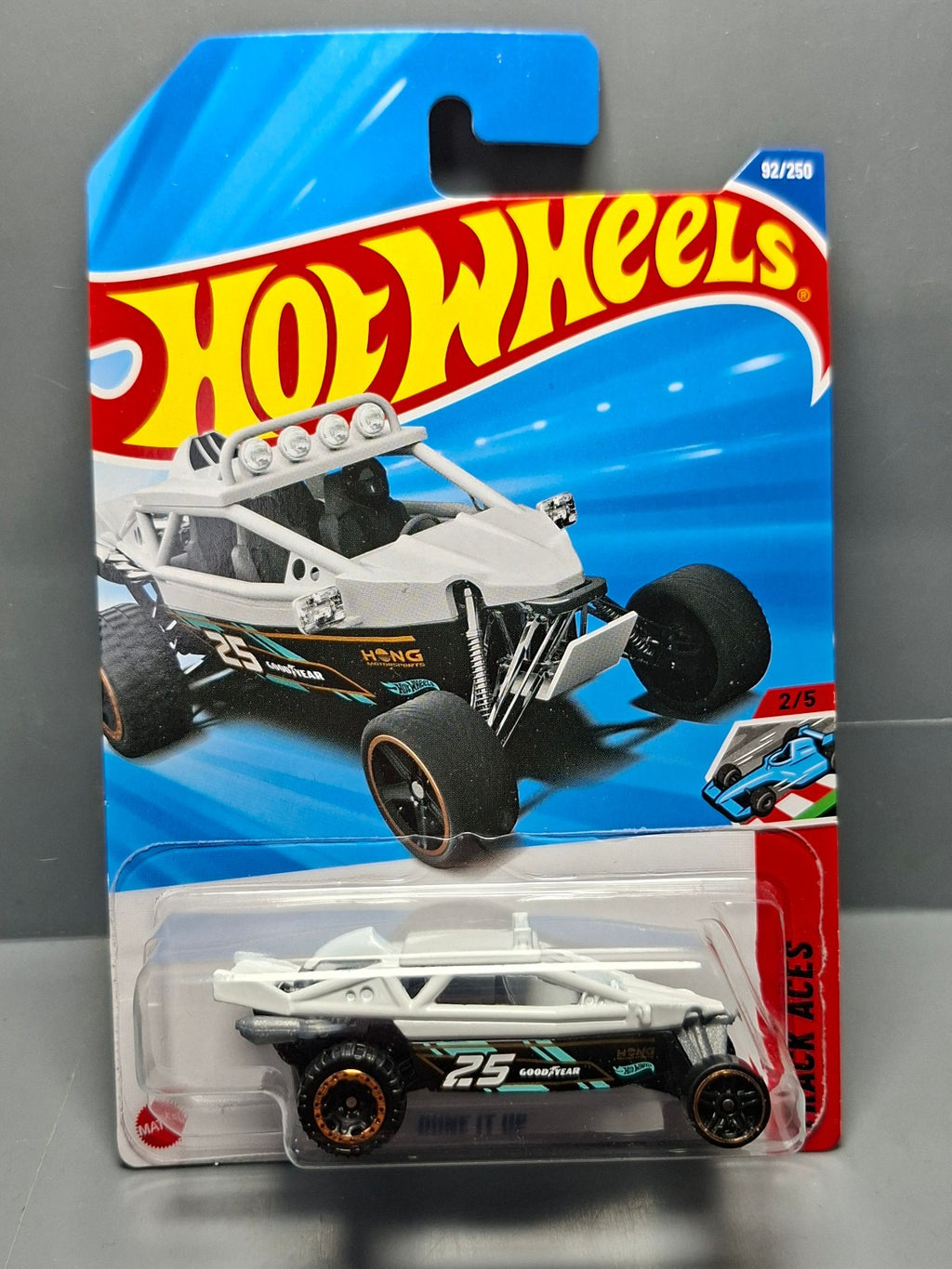 Hot Wheels Dune it up   2025-092  (NP10)