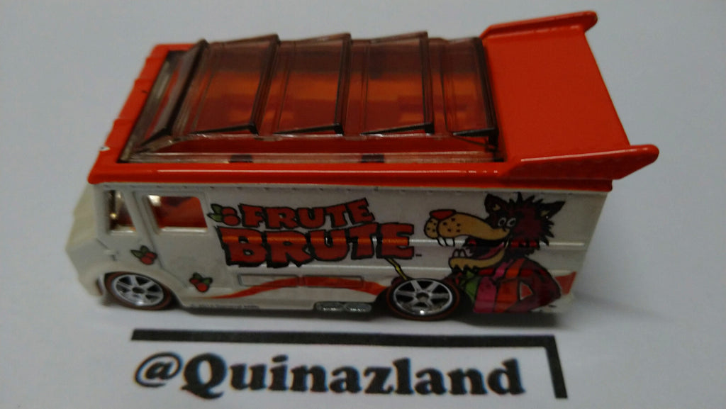 Hot Wheels 2014 general mills Smokin grille    (A11)
