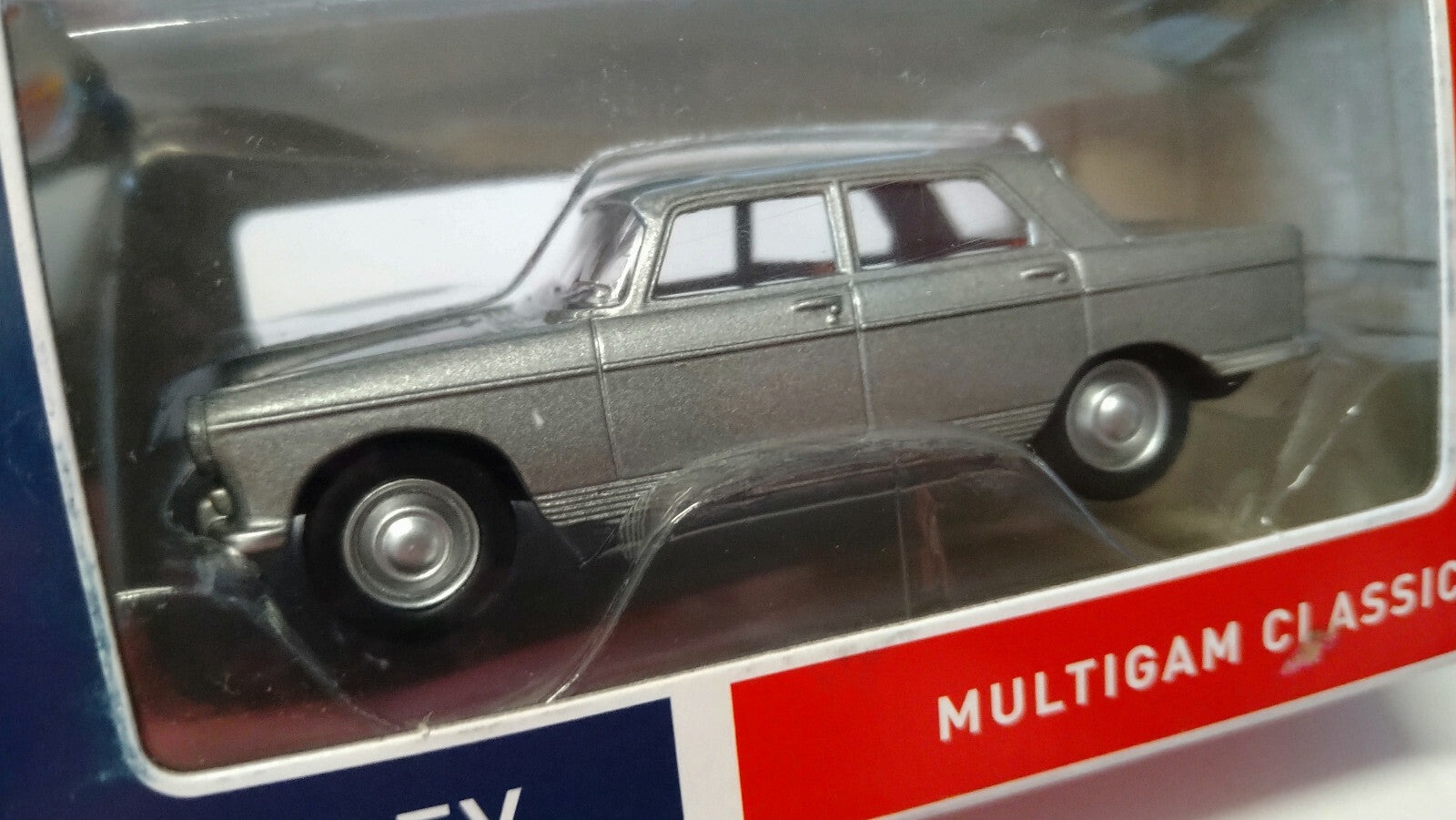 Norev Racing Multigam Classic Peugeot 404  1/64 (NP41)