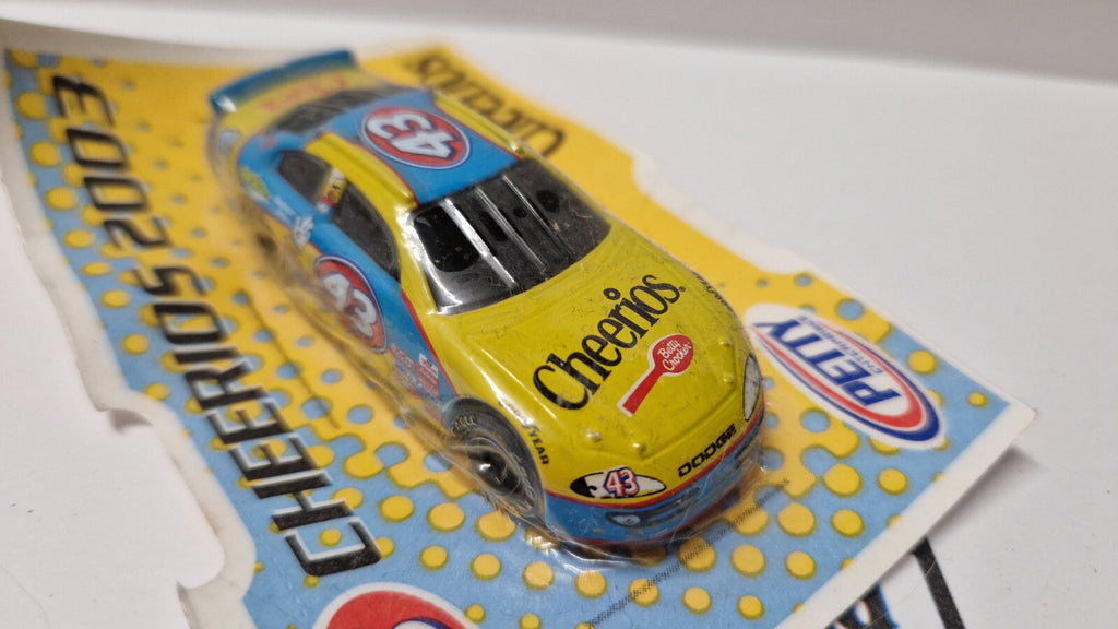 2003 promo cheerios  Dodge charger petty team   (NP31)
