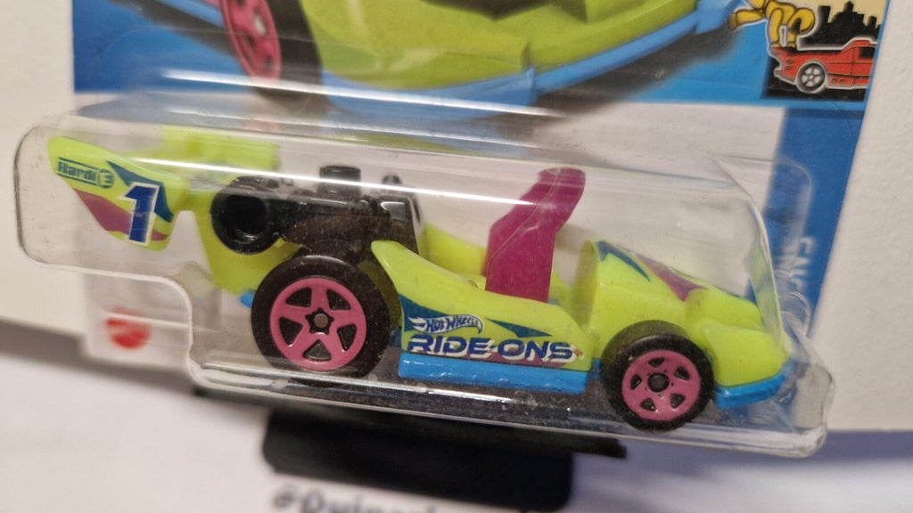 Hot Wheels Let's go  2022-015 (NP24)