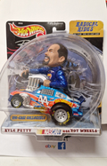 Hot Wheels Racing radical rides  Pontiac grand prix kyle Petty    (C7)