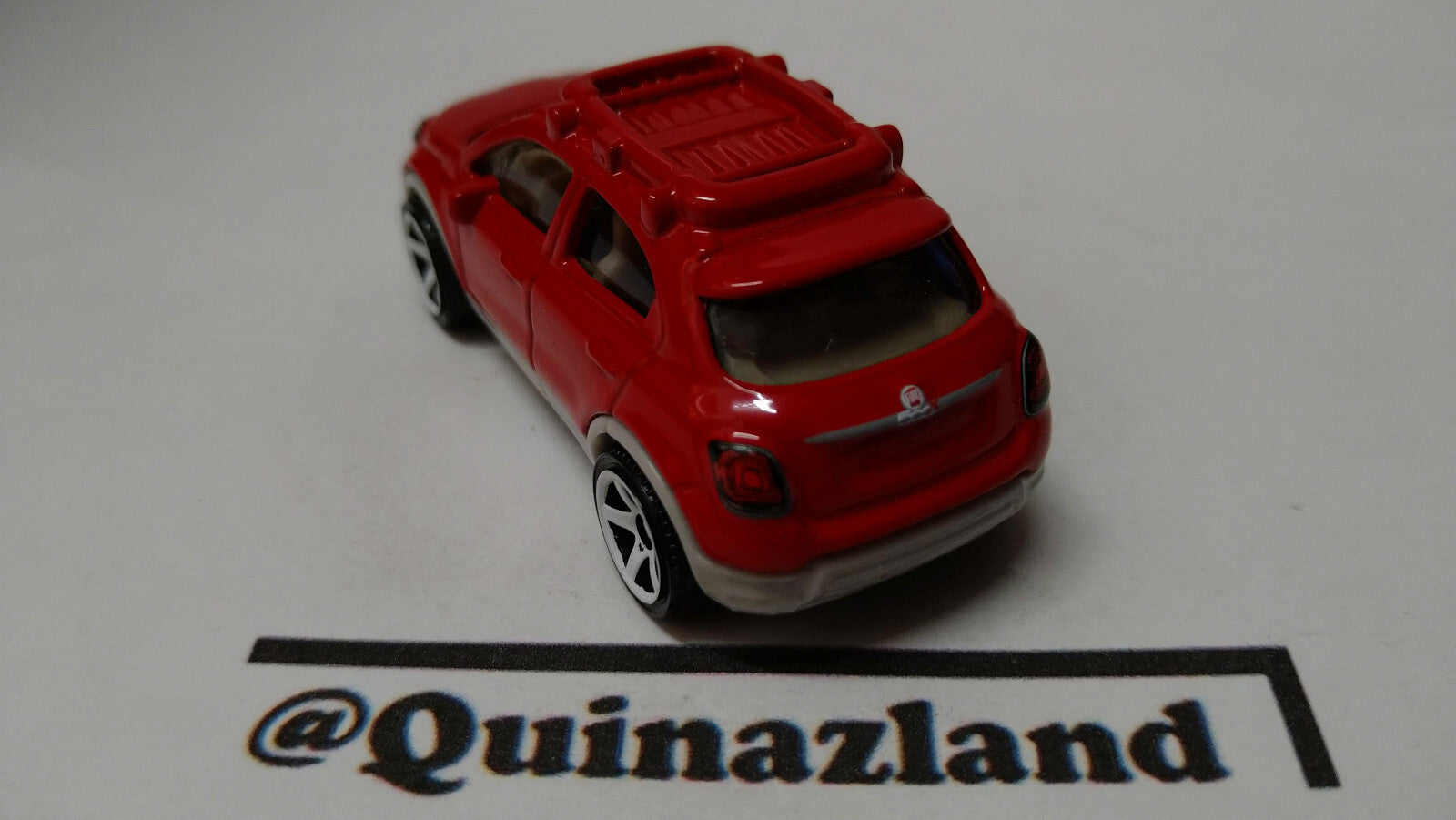 Matchbox  2021 multipack 2016 fiat 500X  (A12)