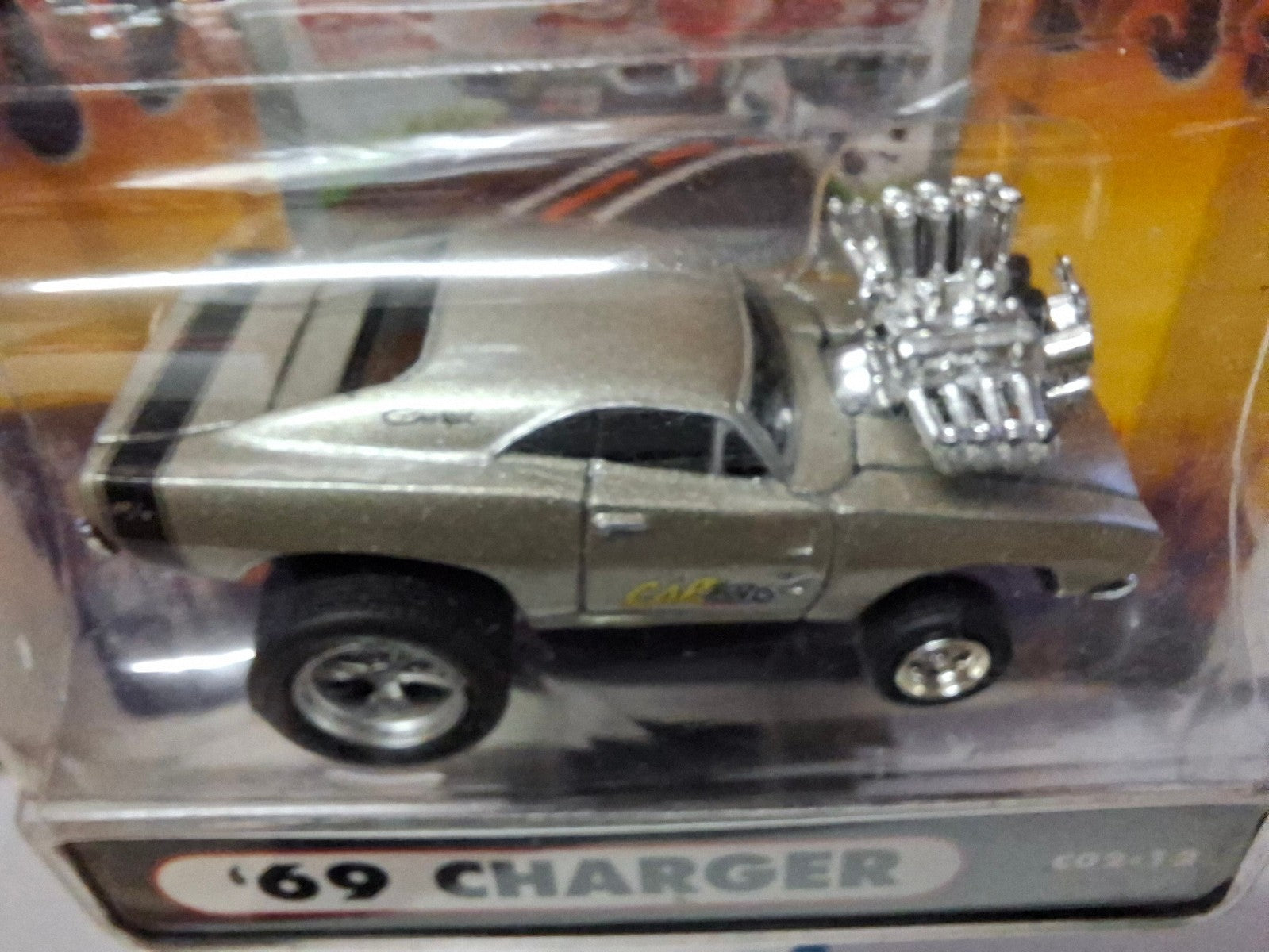Muscle Machines 2002 cartoons   '69 charger     (NG55)
