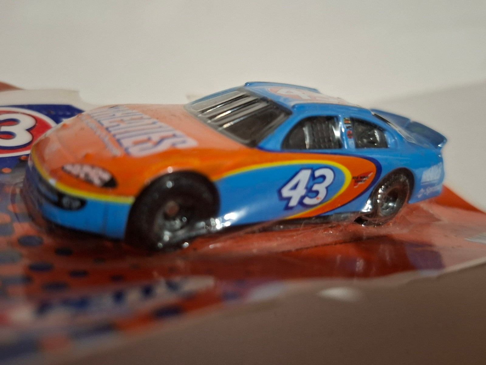 2000 promo wheaties  Dodge R/T petty team  (NP31)