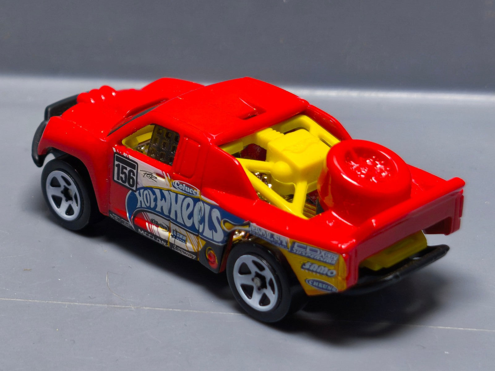 Hot Wheels Off track 2012 exclusive multipack     (A21)