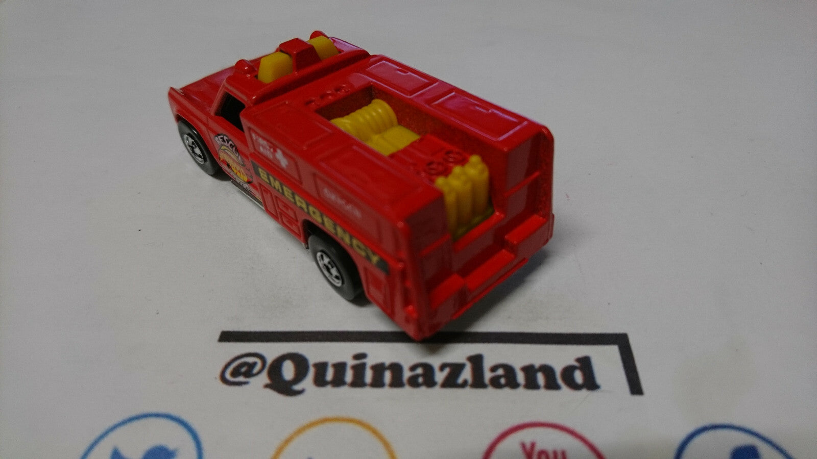 Hot Wheels Rescue Ranger rescue unit Hw Malaysia  Pompiers  (A02)