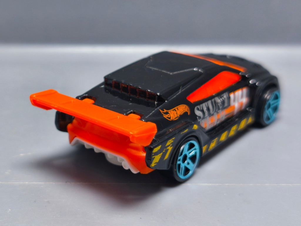 Hot Wheels 2015 multipack  Loop coupe  (A04)