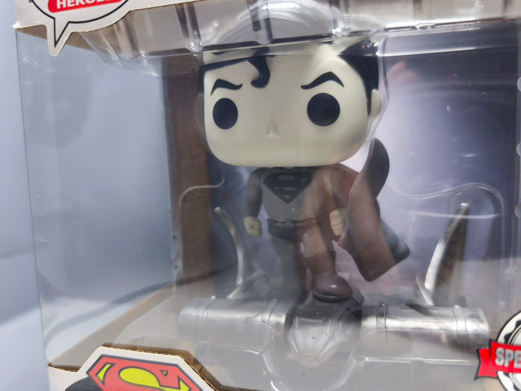 Funko Pop! DC  DELUXE N° 278 Superman Jim Lee SPECIAL EDITION (et)