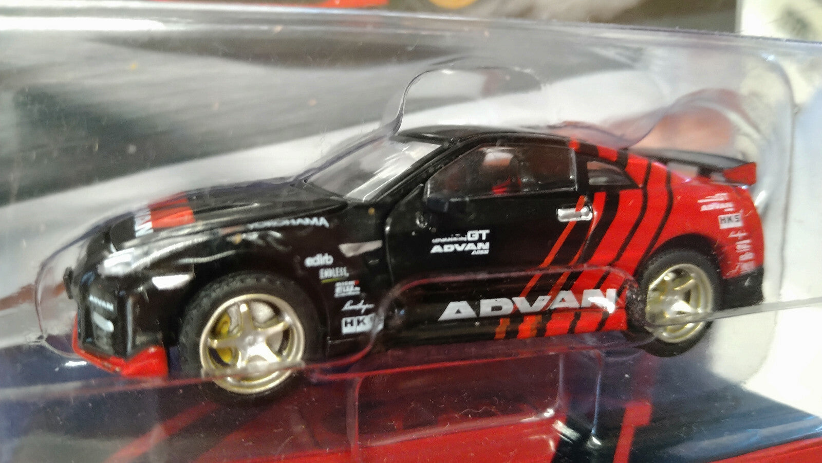 Era 1/64 Nissan GT-R R35 Nismo Advan Yokohama Chase (NG73)