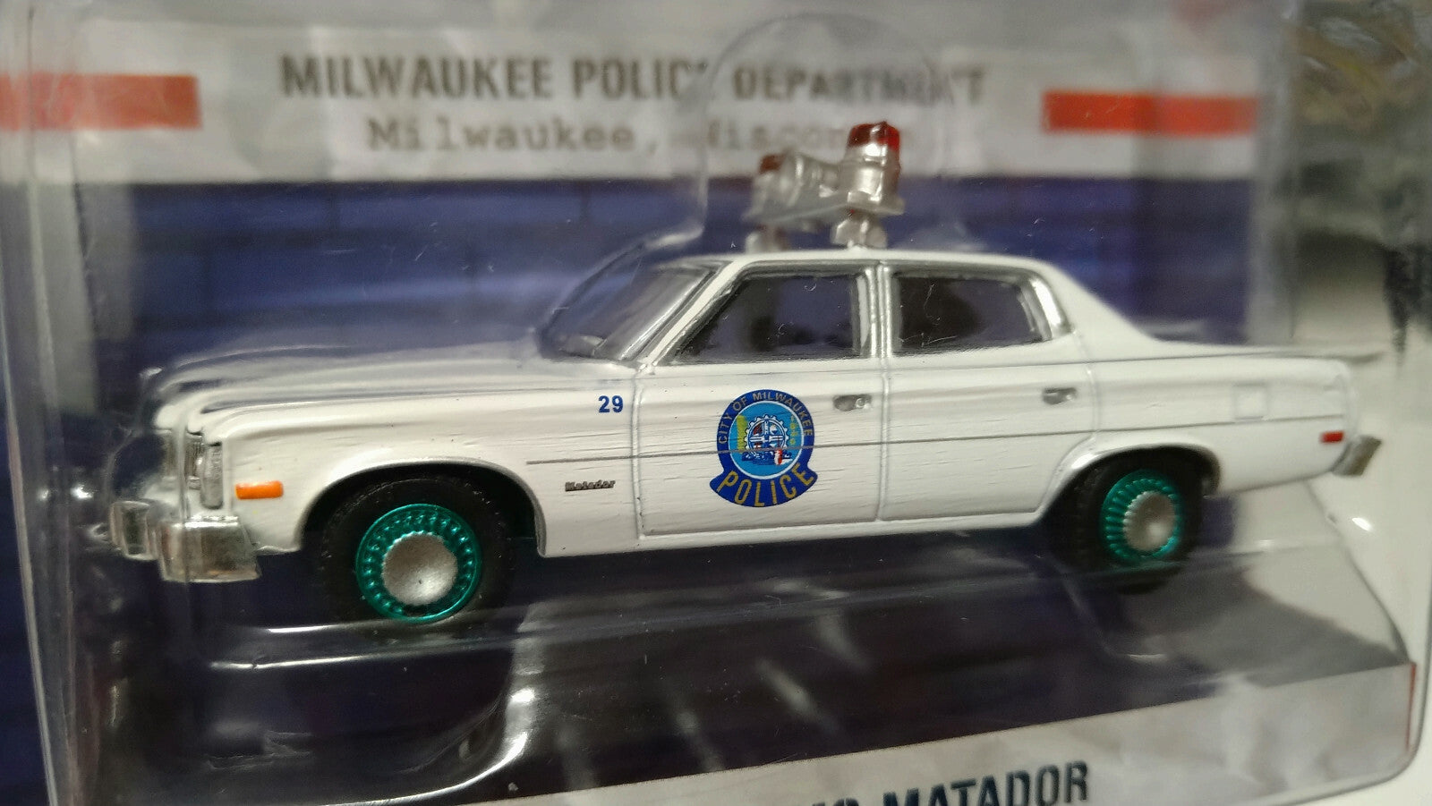 Greenlight Hot Pursuit 1974 AMC Matador  Chase Green Wheels (NG03)