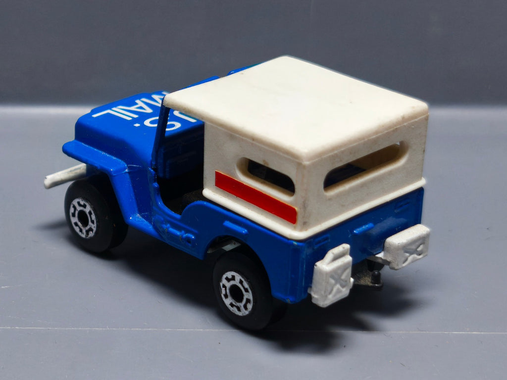 Matchbox Made in englang base sleet n snow  Jeep us mail   (A32)
