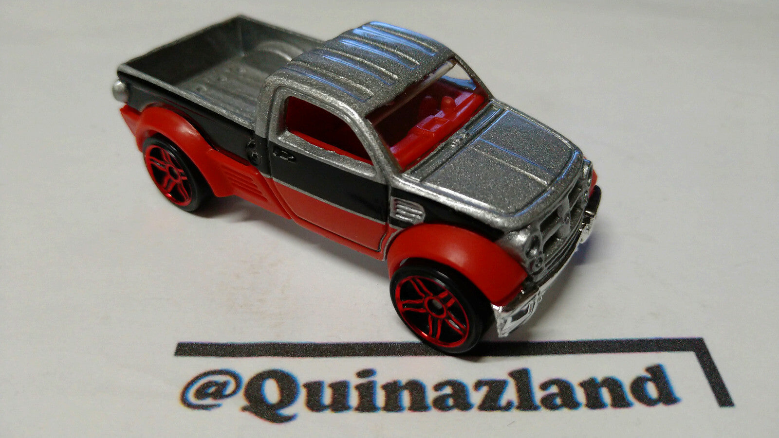 Hot Wheels Dodge M80 2007 mystery (A04)