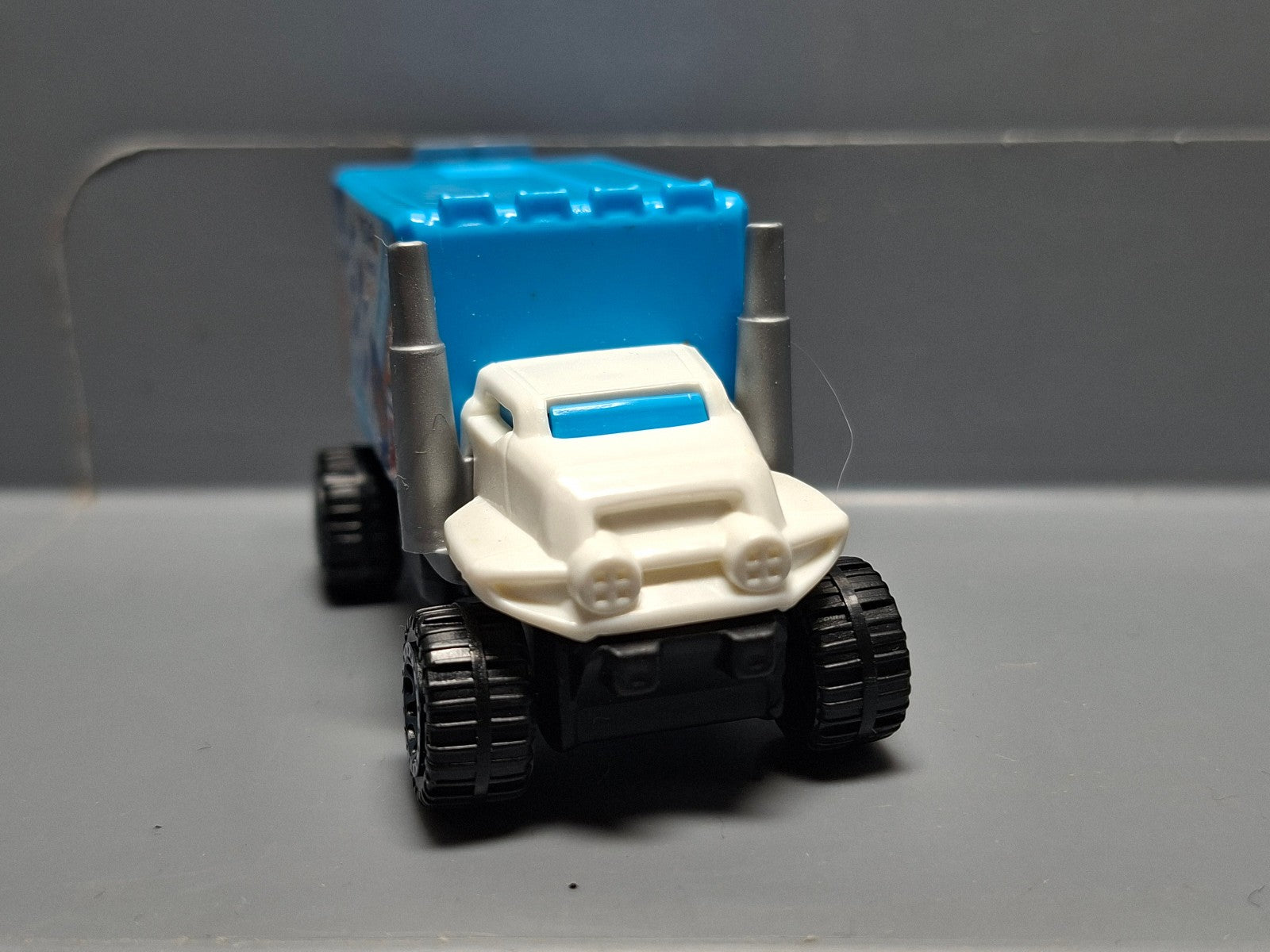Hot Wheels Baja hauler 2017-179   (CP05)