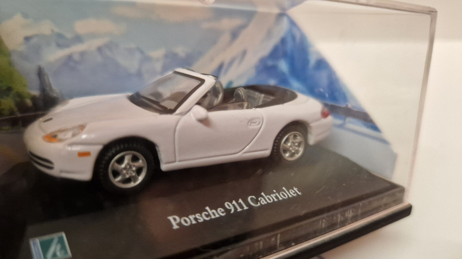 Hongwell cararama 1/72 Porsche 911 cabriolet   (NP06)