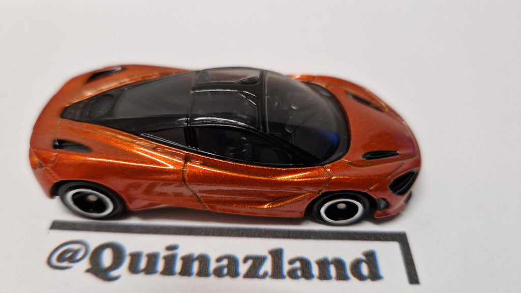 Tomica 2018 regular Mclaren 720S 1/62 (CP06)