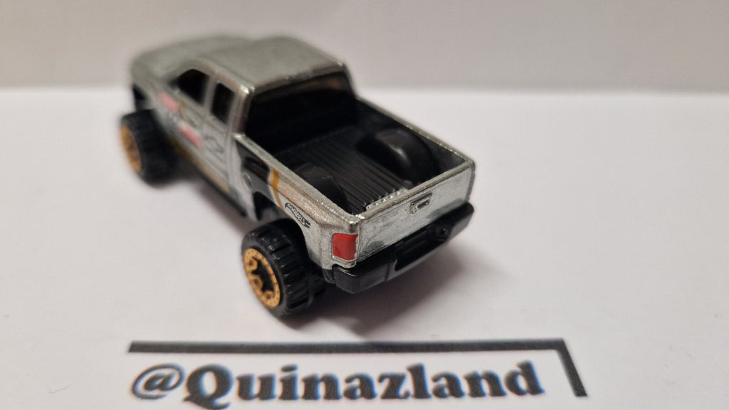 Hot Wheels 2022 exclusive multipack zamac Chevy silverado  (A19)