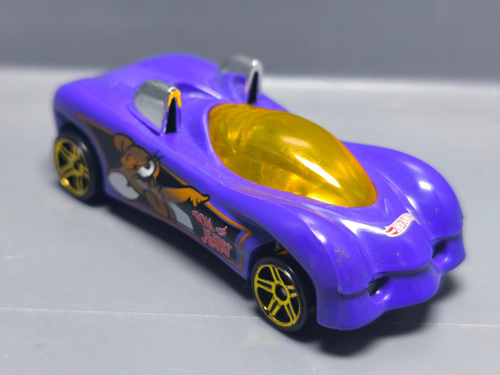 Hot Wheels Power pipes 2015 Tom and Jerry (A02)