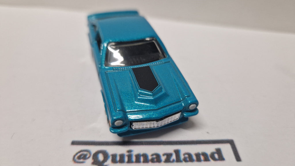Hot Wheels Custom v8 vega 2009-023   (A29)