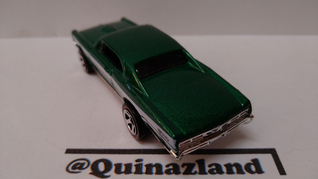 Hot Wheels 2004 hall of fame exclusive target  67 pontiac gto    (A12)