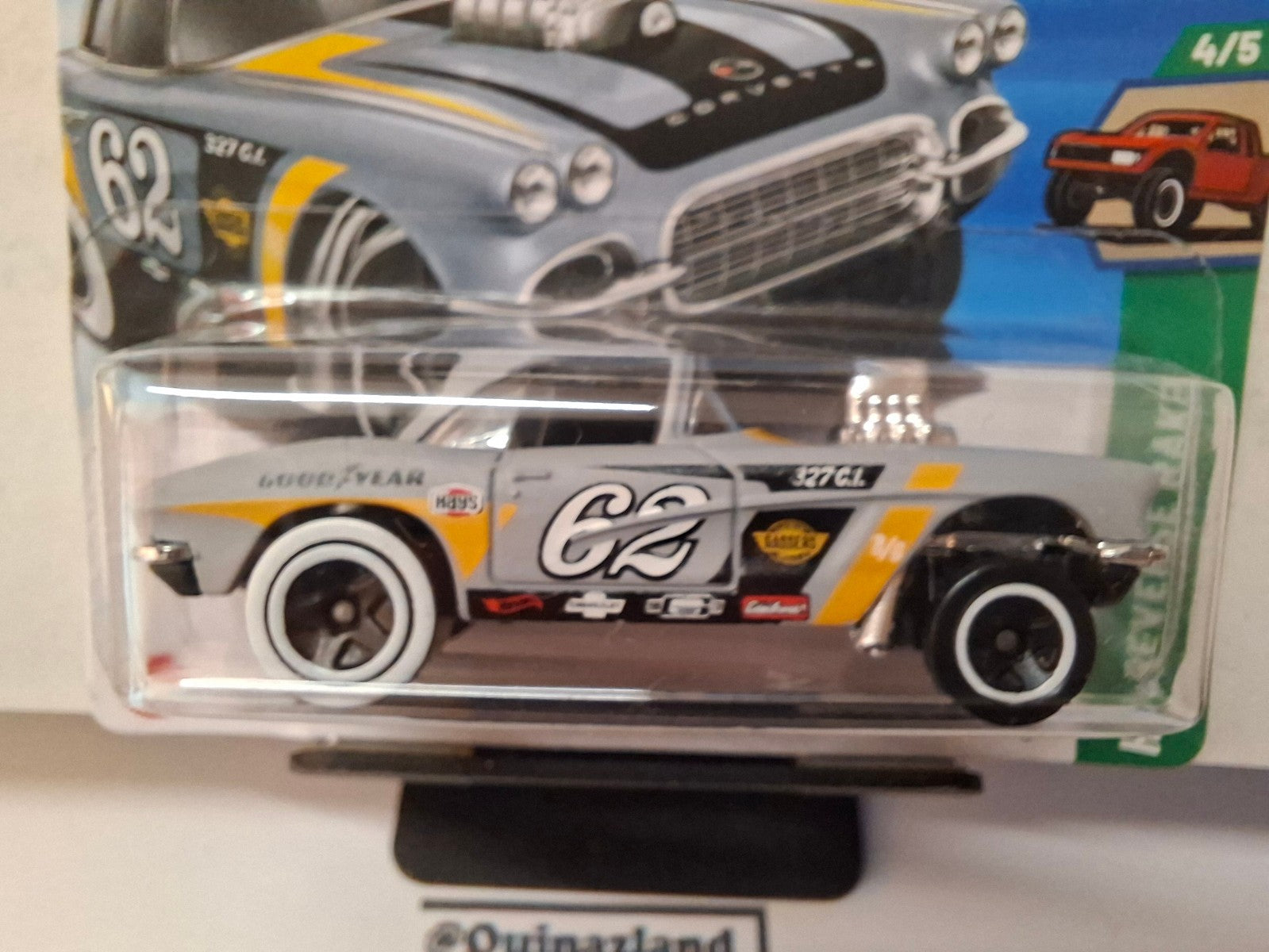 Hot Wheels '62 corvette    2025-182 (NP39)