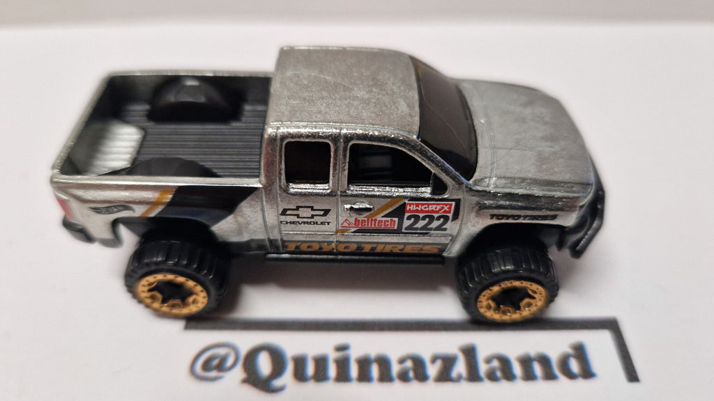 Hot Wheels 2022 exclusive multipack zamac Chevy silverado  (A19)