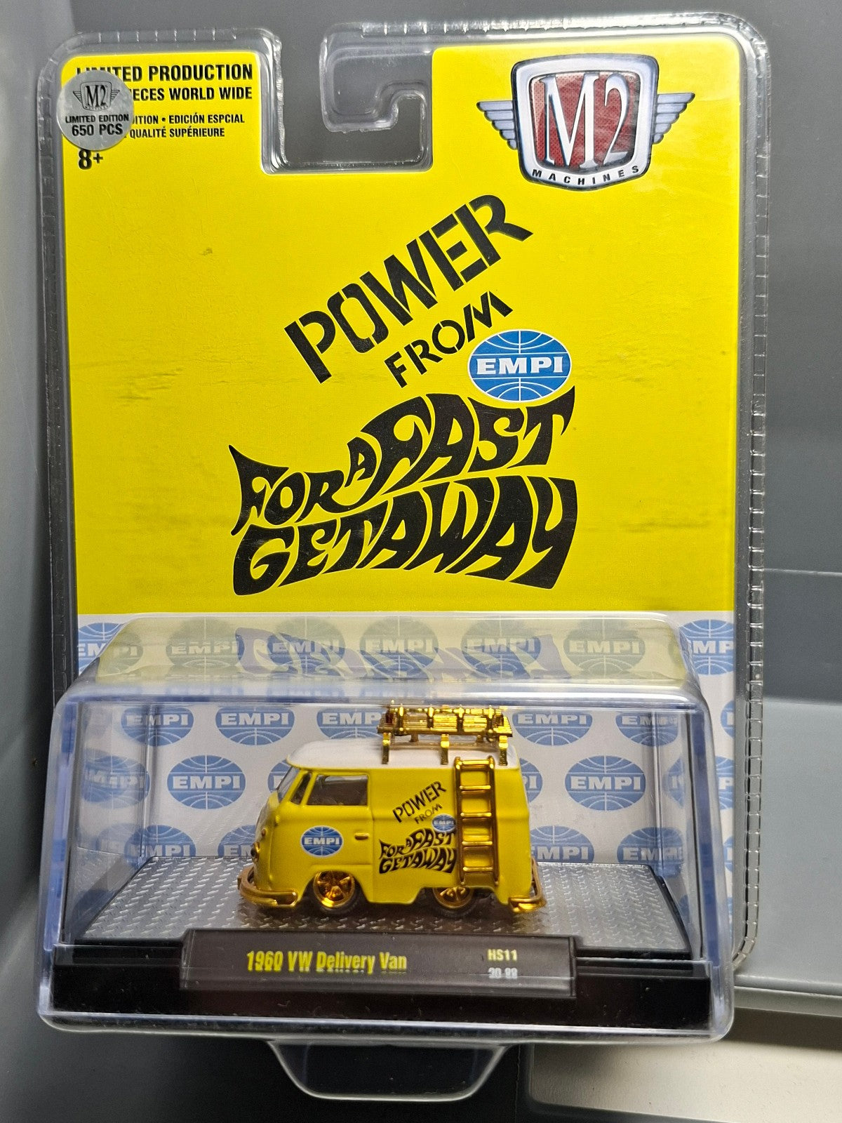 M2 Machines EMPI 1960 Volkswagen Delivery Van Chase 650pcs (NG74)
