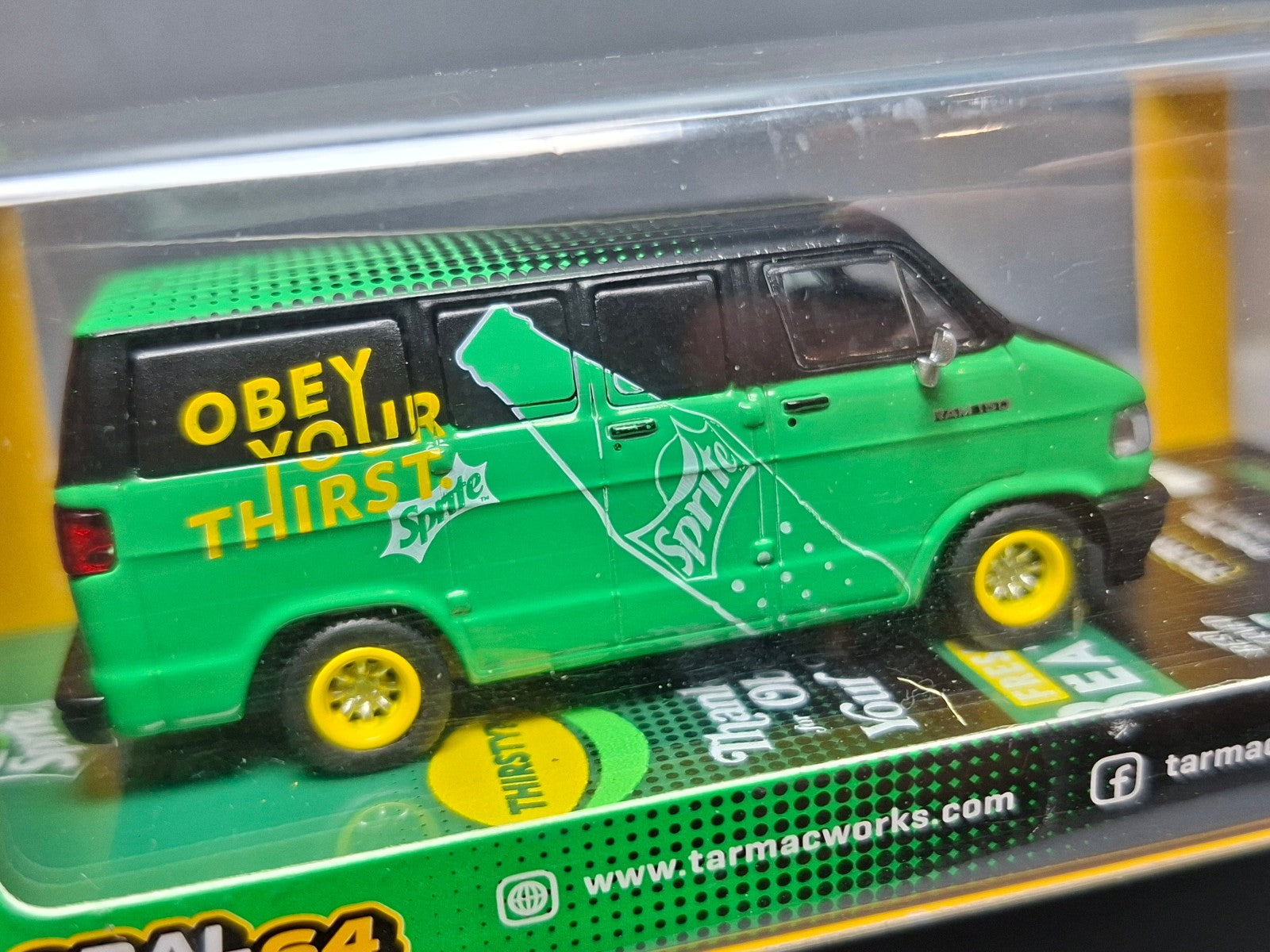 Tarmac Dodge Van Sprite Delivery Van, black/green (NP15)
