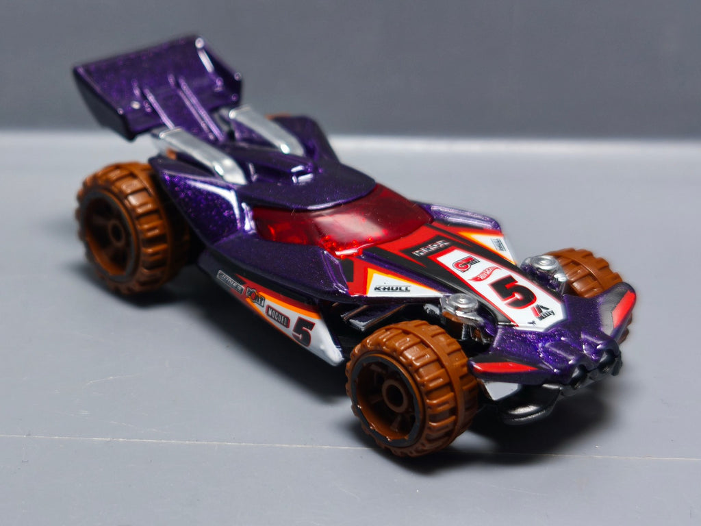 Hot Wheels Blade raider  2022-051  (A38)