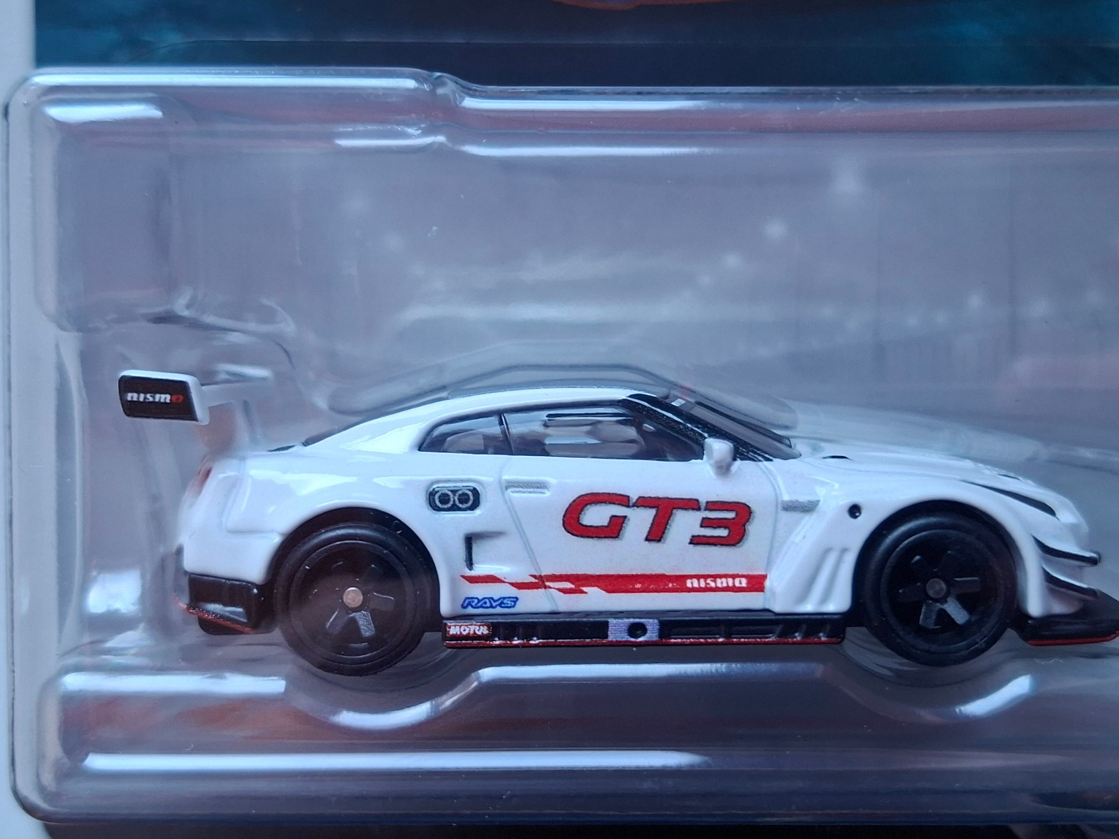 Hot Wheels  premium 2 pack Nissan GT-R Nismo GT3 / Nissan GT-R (R35) (Cart)