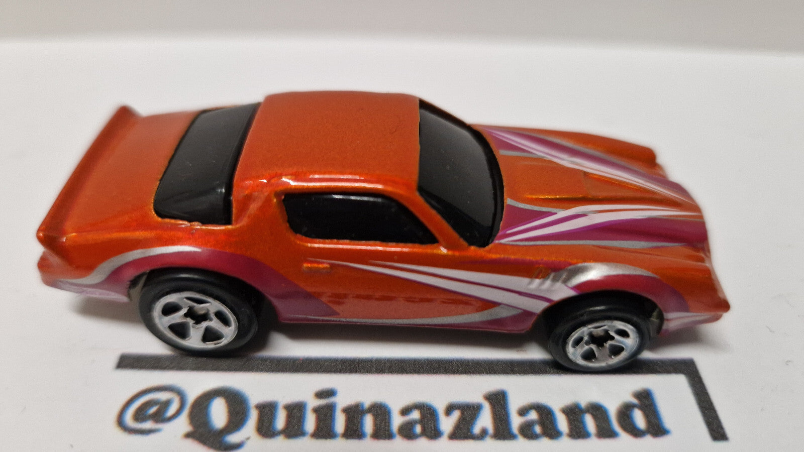 Hot wheels 2003 decades exclusive target  Camaro z28  (A11)