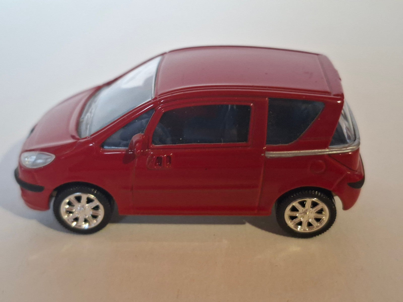 Norev  Peugeot 1007   (A02)
