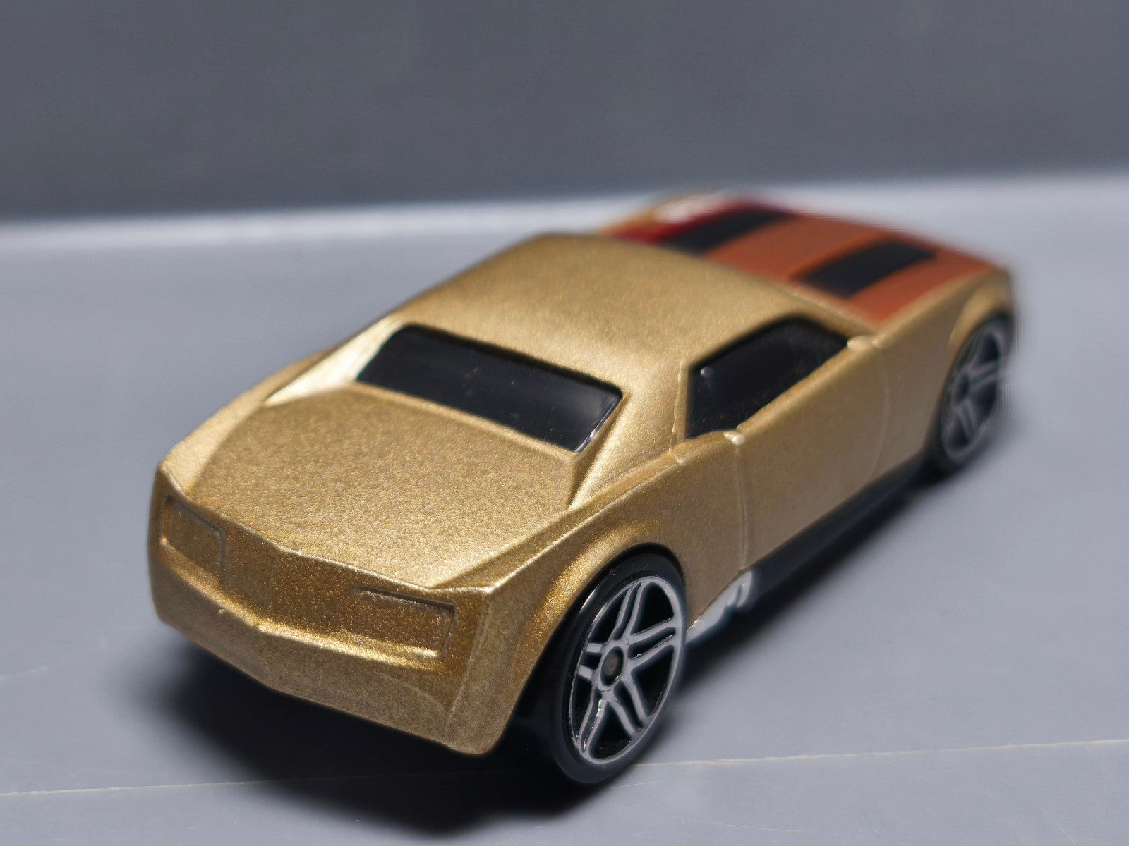 Hot Wheels Bully goat 2005-014  (A07)