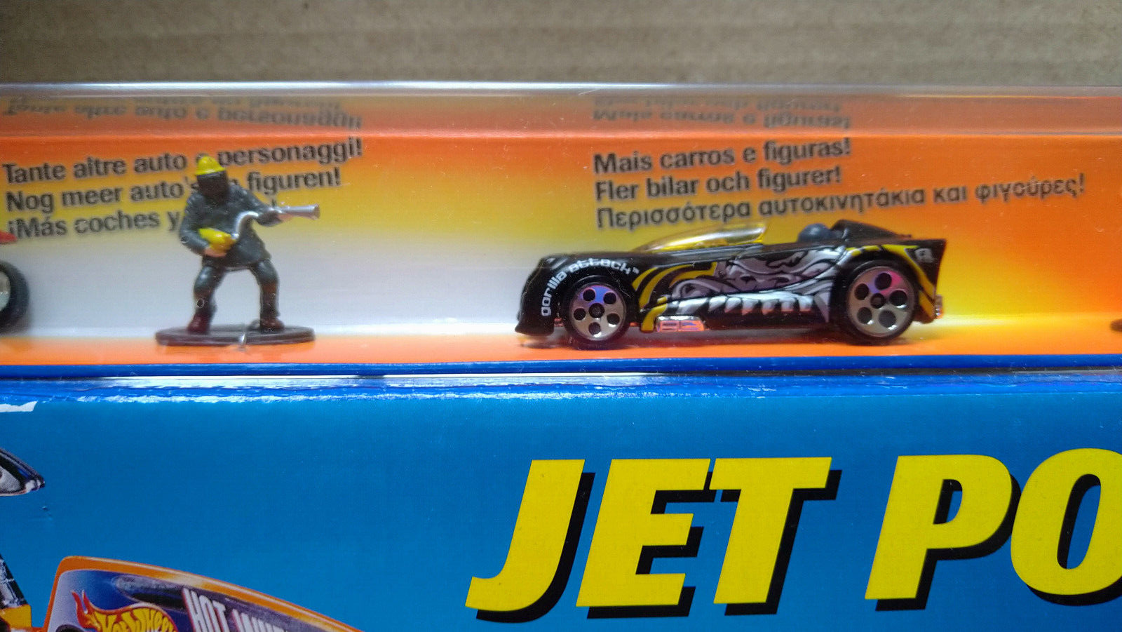 Hot Wheels 2004 jet port     (Cart)