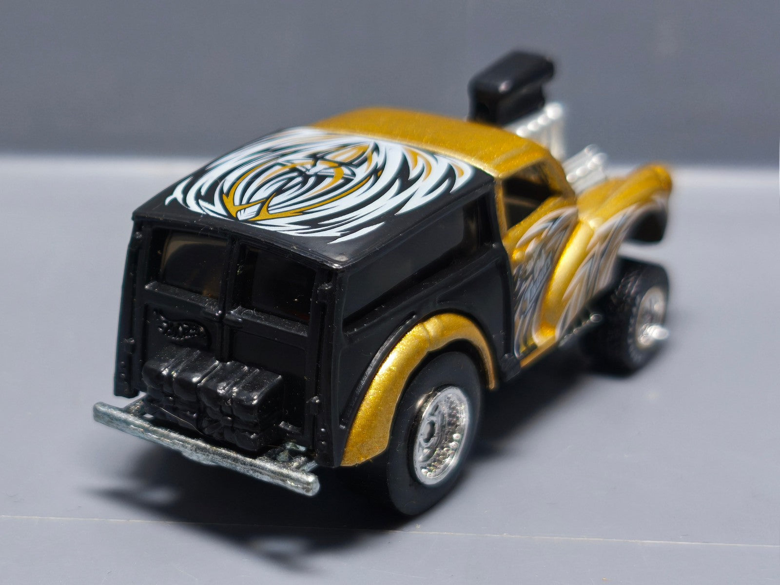 Hot Wheels Morris wagon version RR tampo inversé 2004-118 (A39)