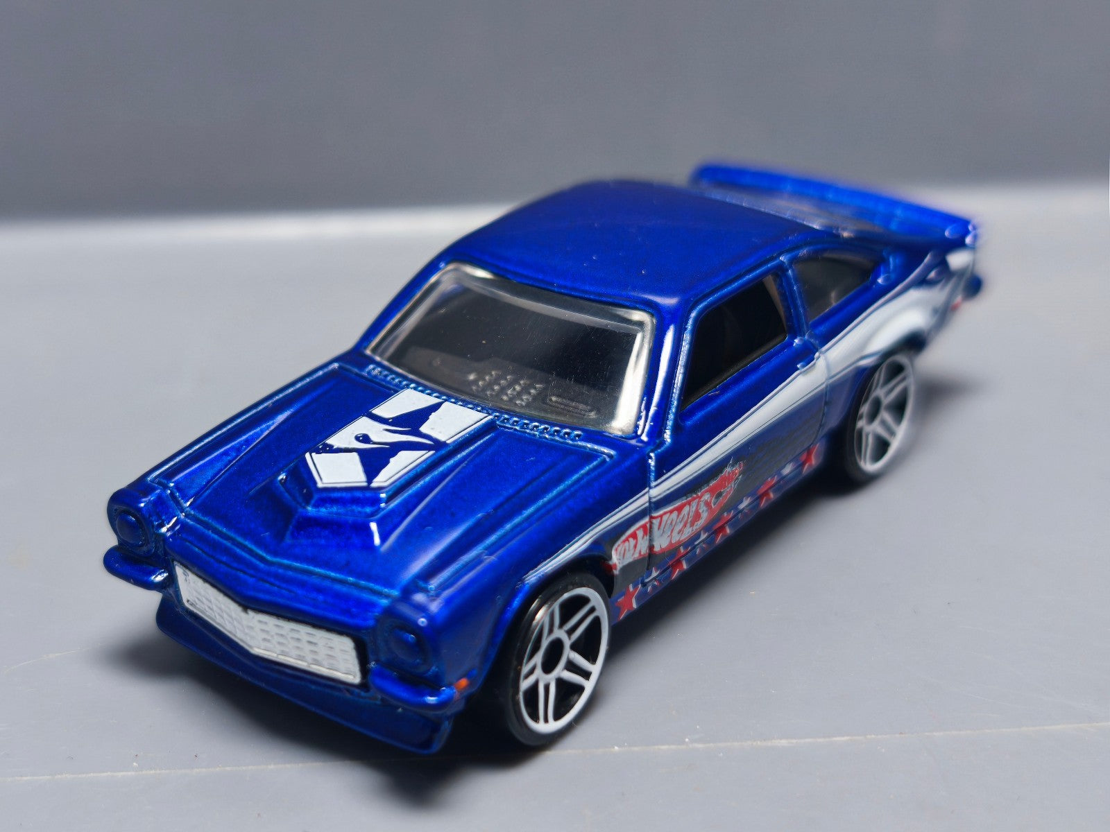 Hot Wheels  2011 dale jr's picks exclusive Walmart  Custom v8 vega  (A20)