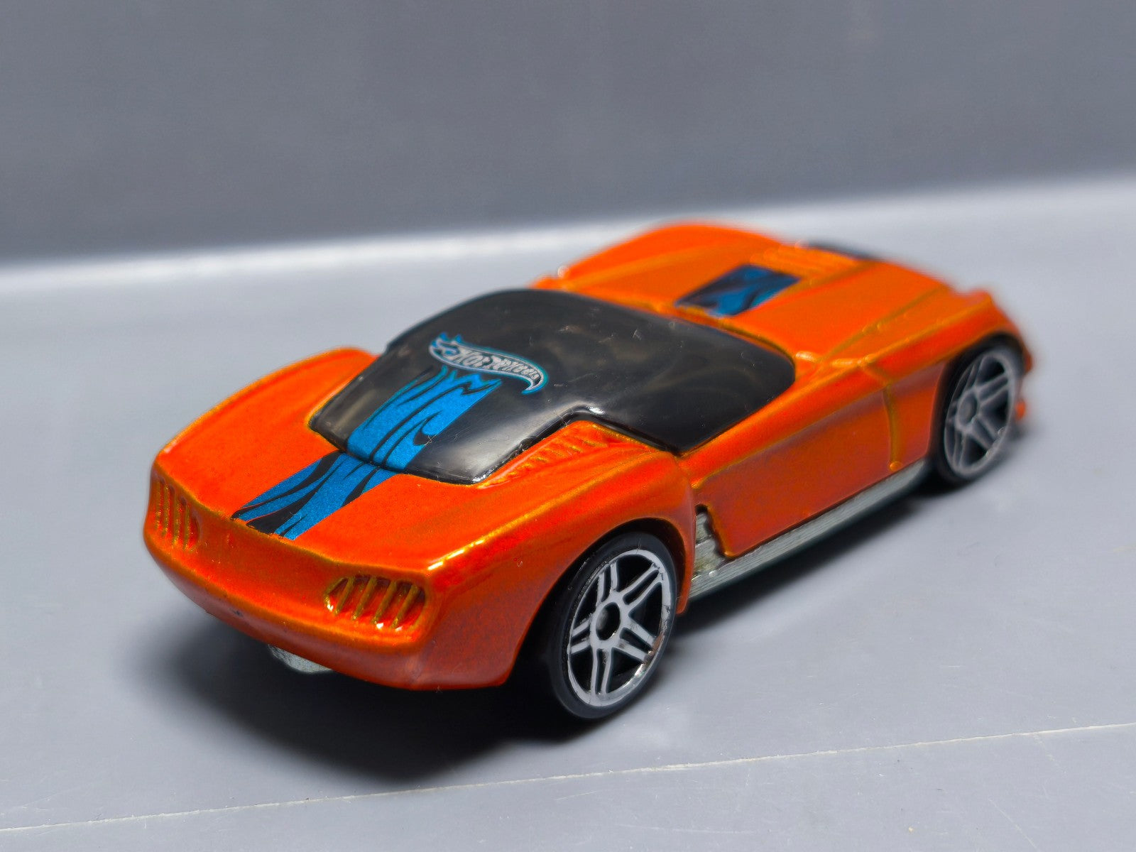 Hot Wheels Pony-up 2002-046 (A32)