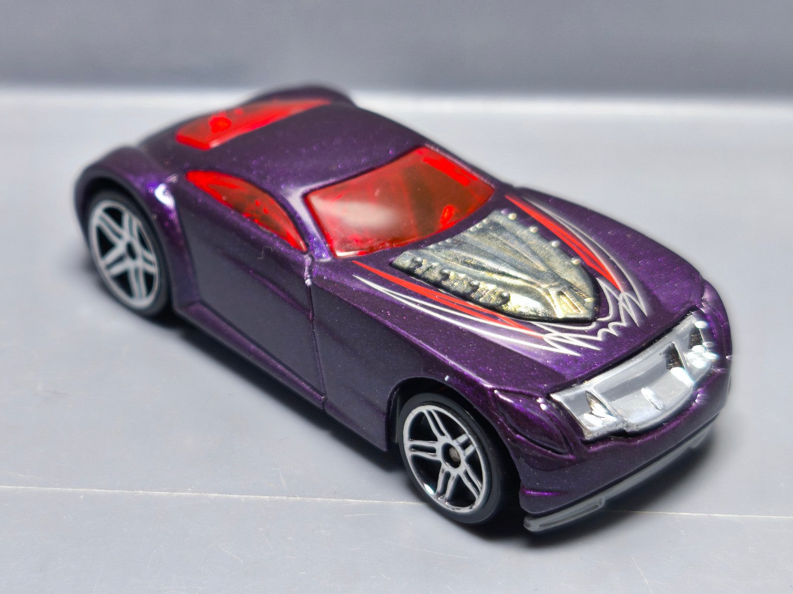 Hot Wheels Sir ominous 2004-059 (A04)