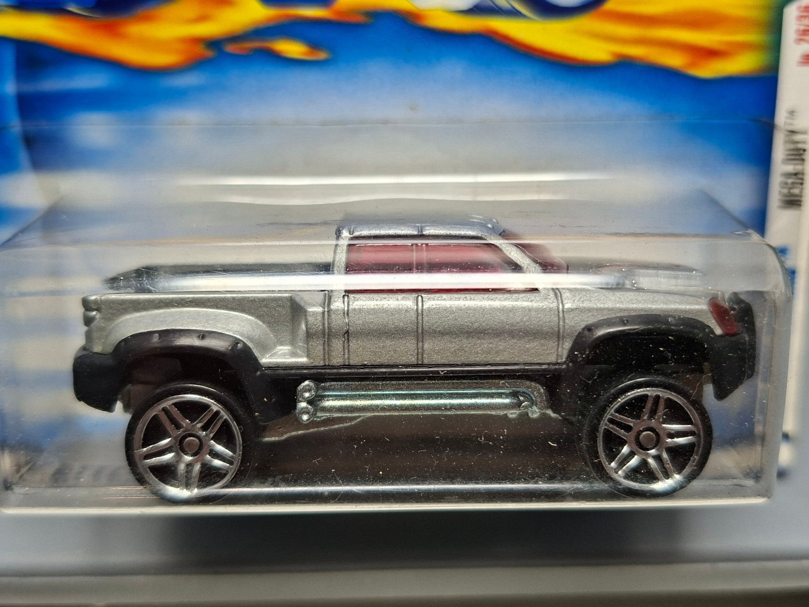 Hot Wheels First Editions Mega-Duty 2001-038 (CP11)