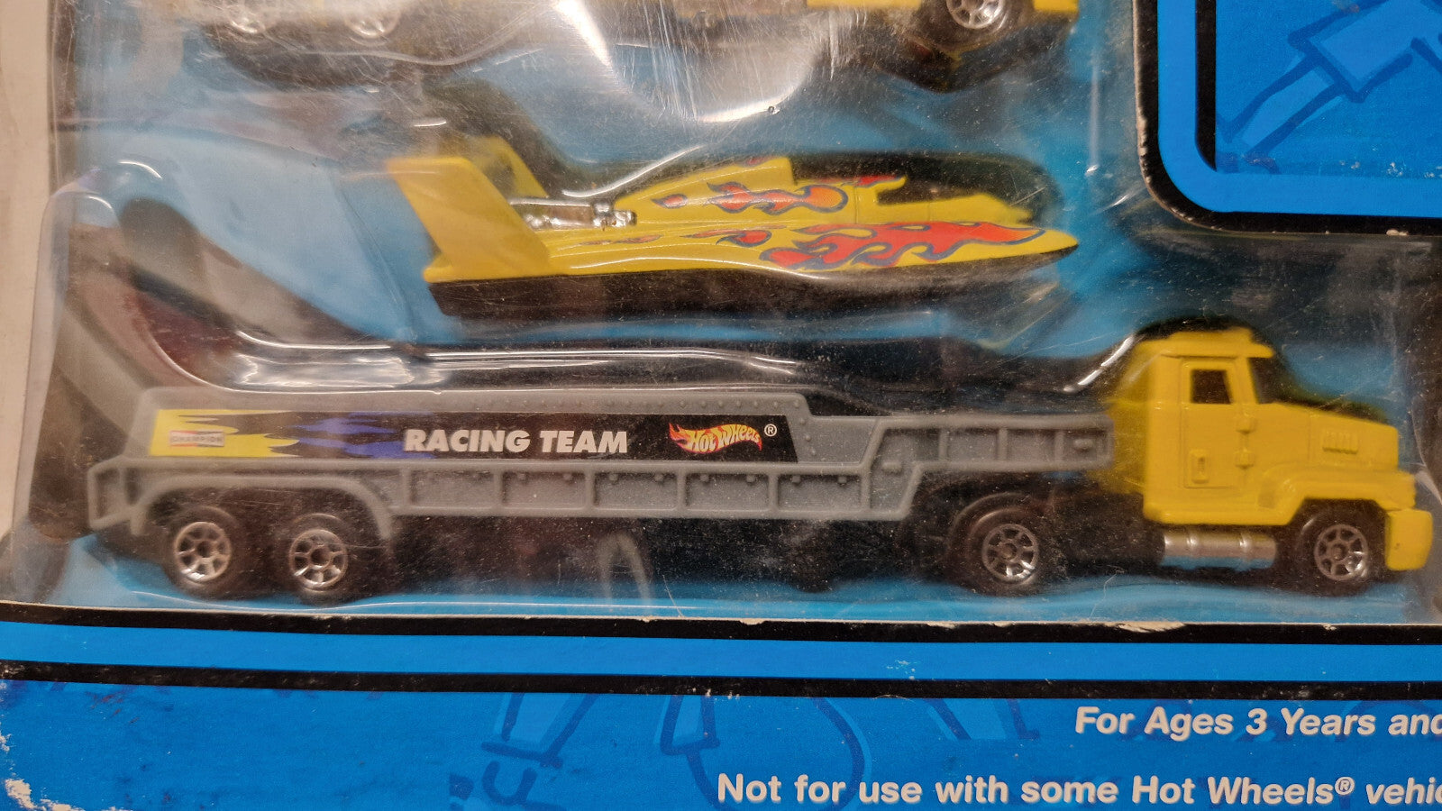 Hot Wheels 1999 racing haulers Hydroplane     (C5)