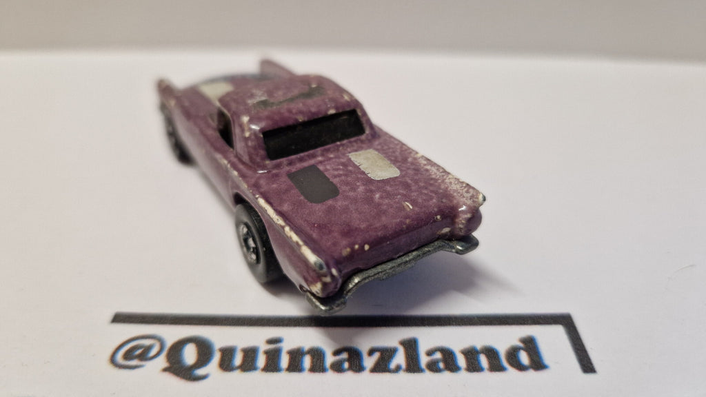 Hot wheels  Color changer  57 T-Bird   (A02)