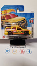 Hot Wheels '07 chevy tahoe   2024-057   (NP28)