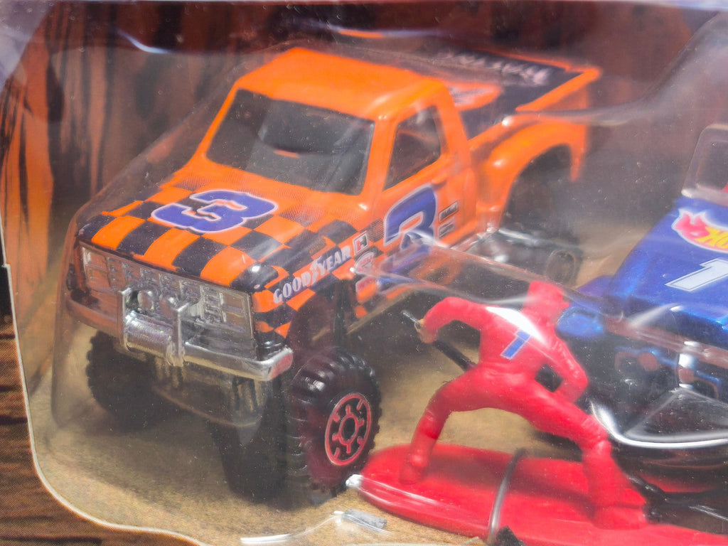 Hot Wheels 1998 off road racing exclusive kmart  (CT02)