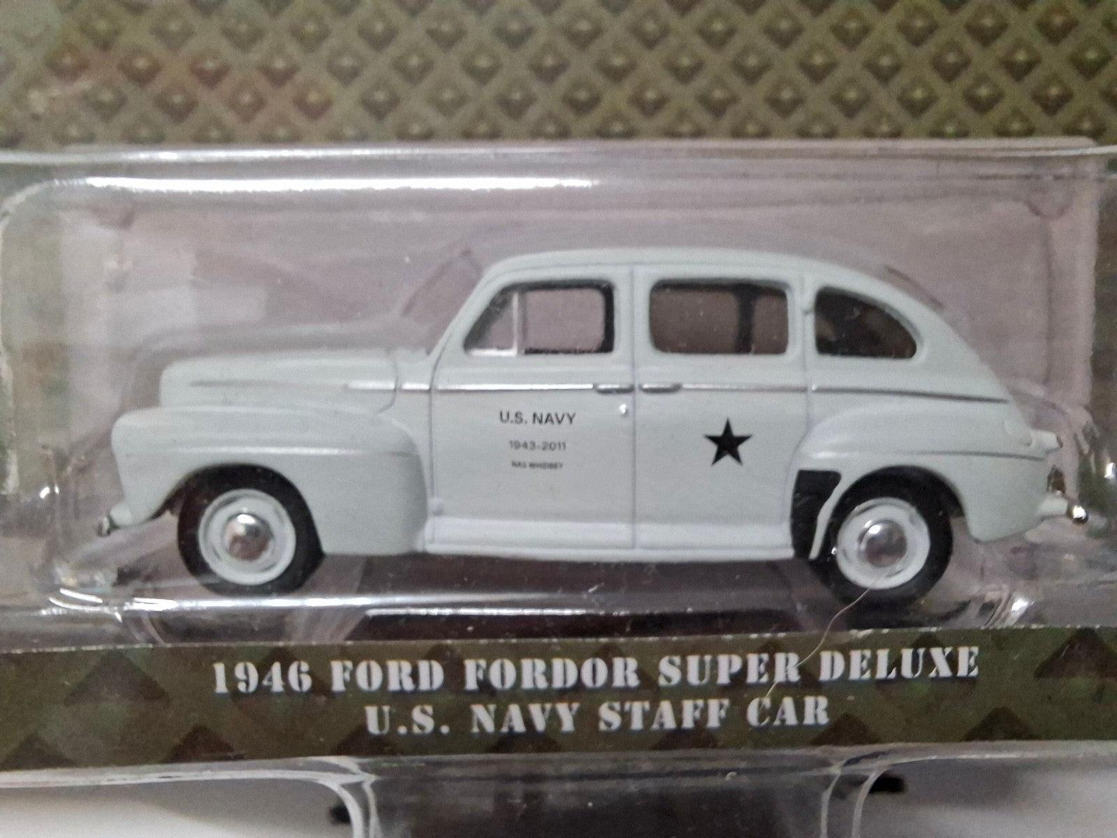 Greenlight  Battalion 64 series 5 1946 Ford Fordoor super deluxe U.S.  (NG32)