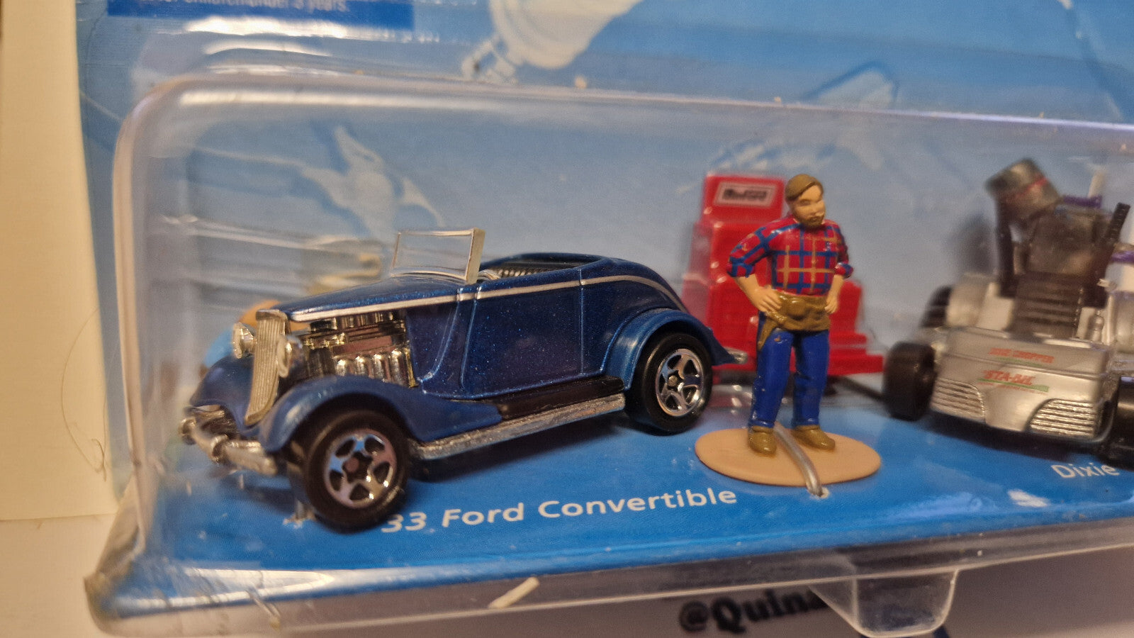 Hot Wheels 1997 action pack Dixie chopper et 33 Ford convertible    (C9)